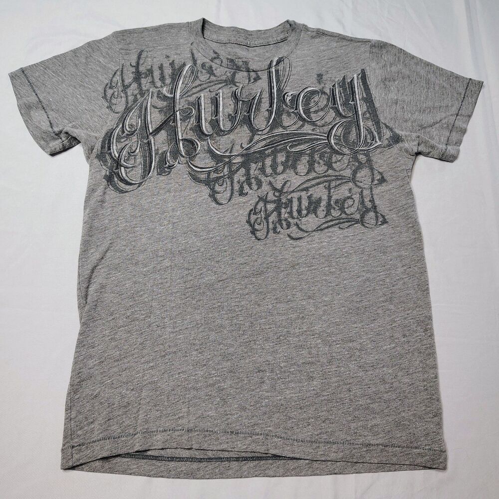 Hurley T-Shirt Sz S Gray Logo Short Sleeve Crew Neck Casual Y2K Tattoo Style